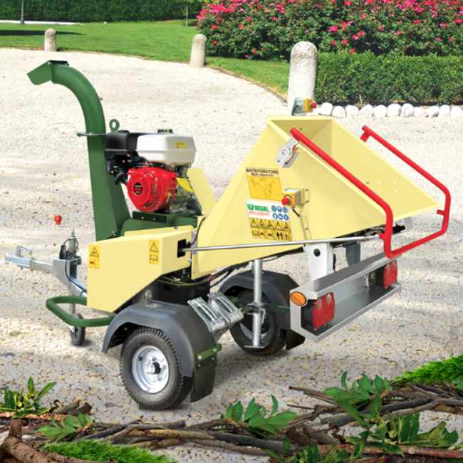 Broyeur végétaux Negri R225
