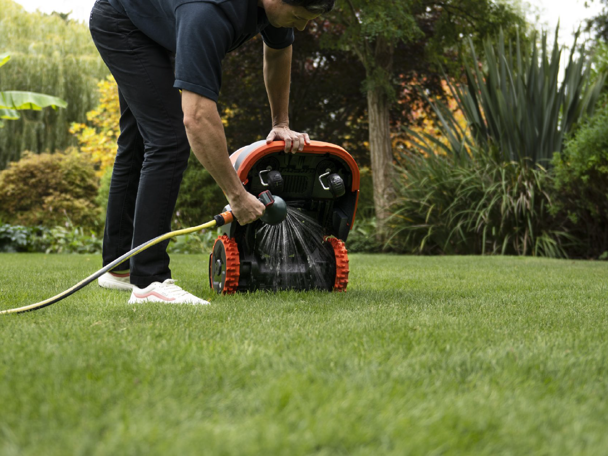 Robot de tonte Segway Navimow H215E – Sans fil | Jusqu'à 1 500 m² – Image 2
